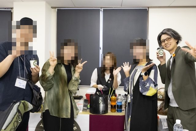 incroomのメンバー集合写真