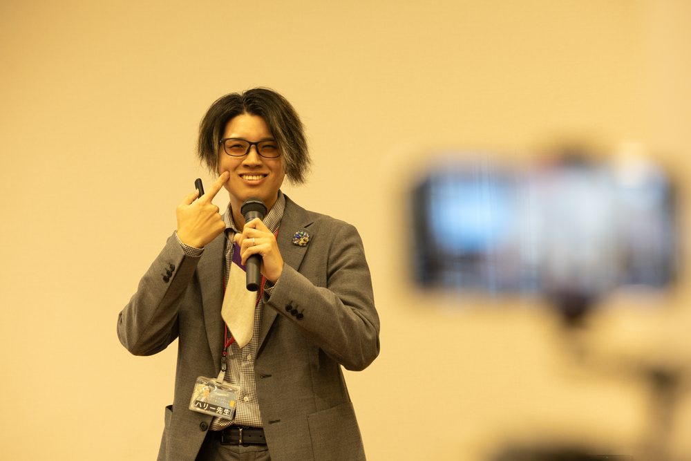 セミナーで話す様子